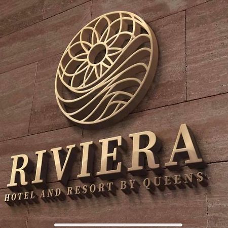 Riviera By Queens Hotel And Resort Gura Vaii Ngoại thất bức ảnh